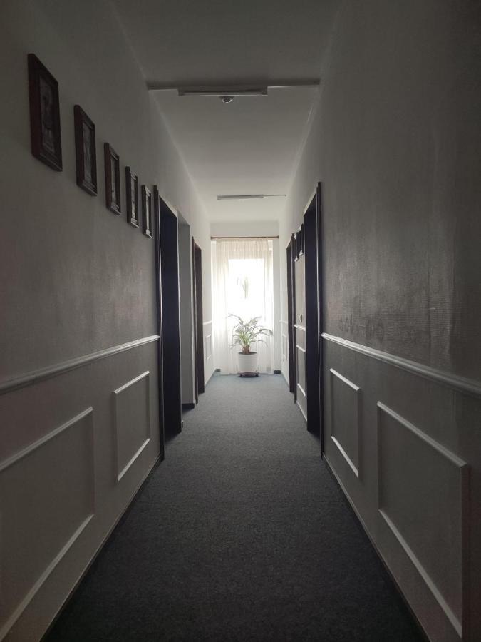 Hotel Altes Tor Filsen Esterno foto