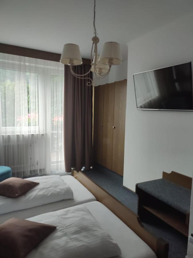 Hotel Altes Tor Filsen Esterno foto